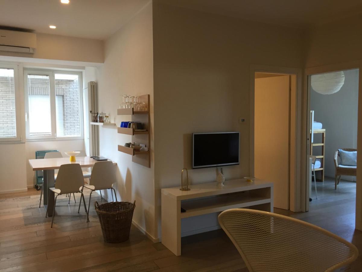 Suite Mare Centro Pesaro Luaran gambar